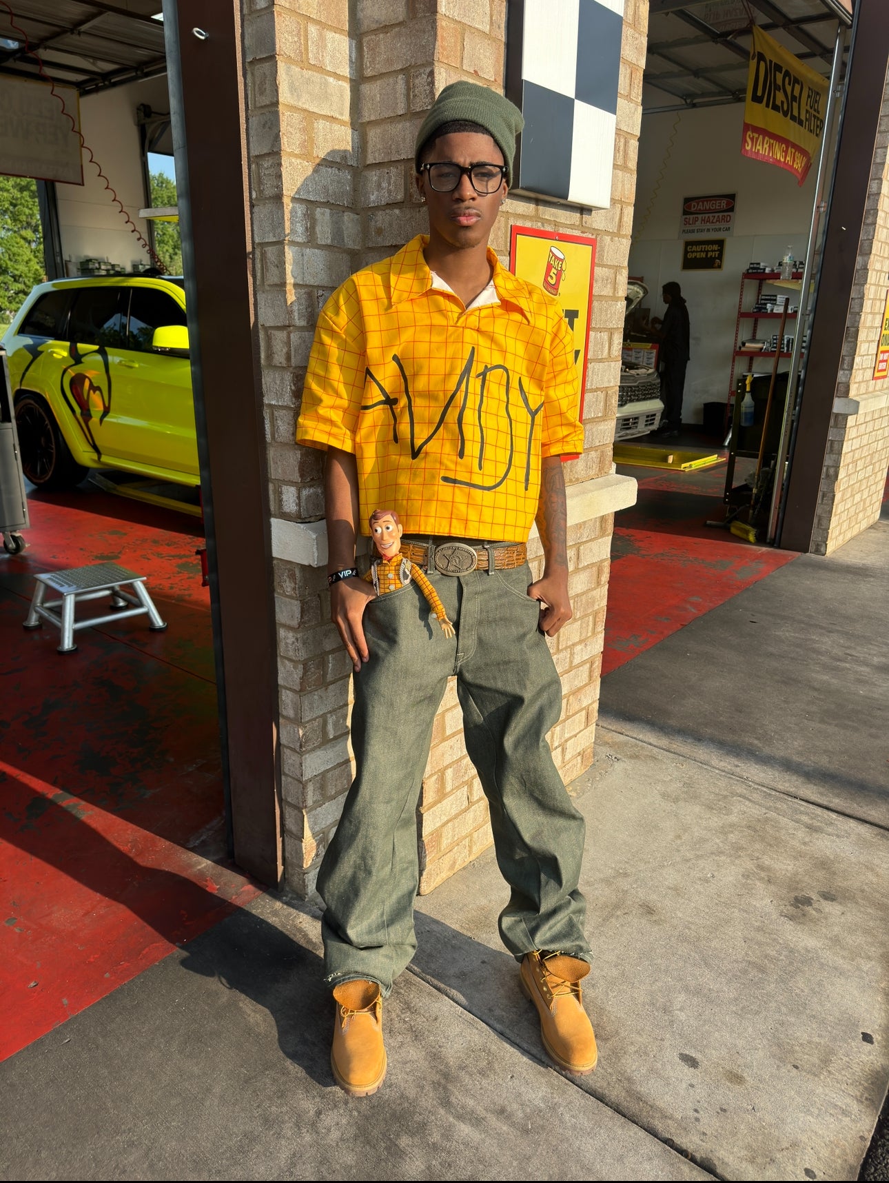 Andy Tee (PRE-ORDER)