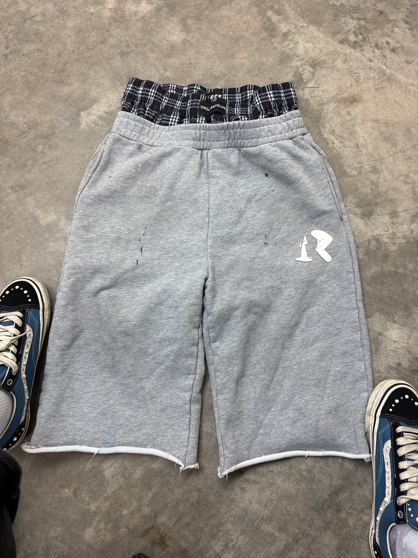 Plaid Boxer grey sweat jorts