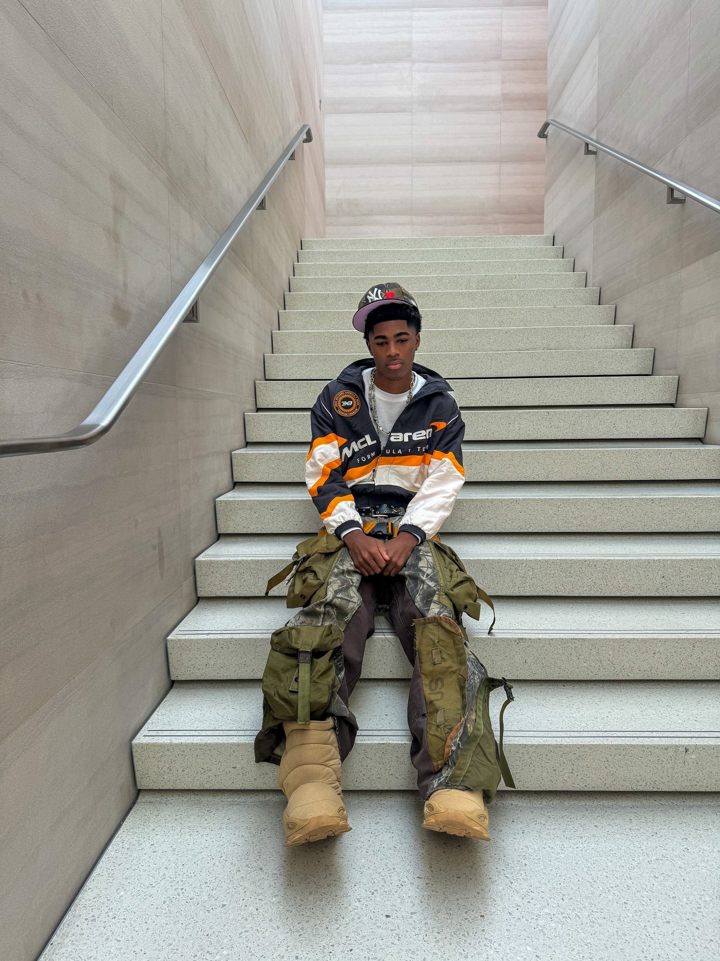 1 of 1 Utility Cargos