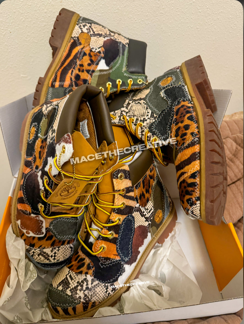 Custom Timbs Gon Wild (GRADESCHOOL)