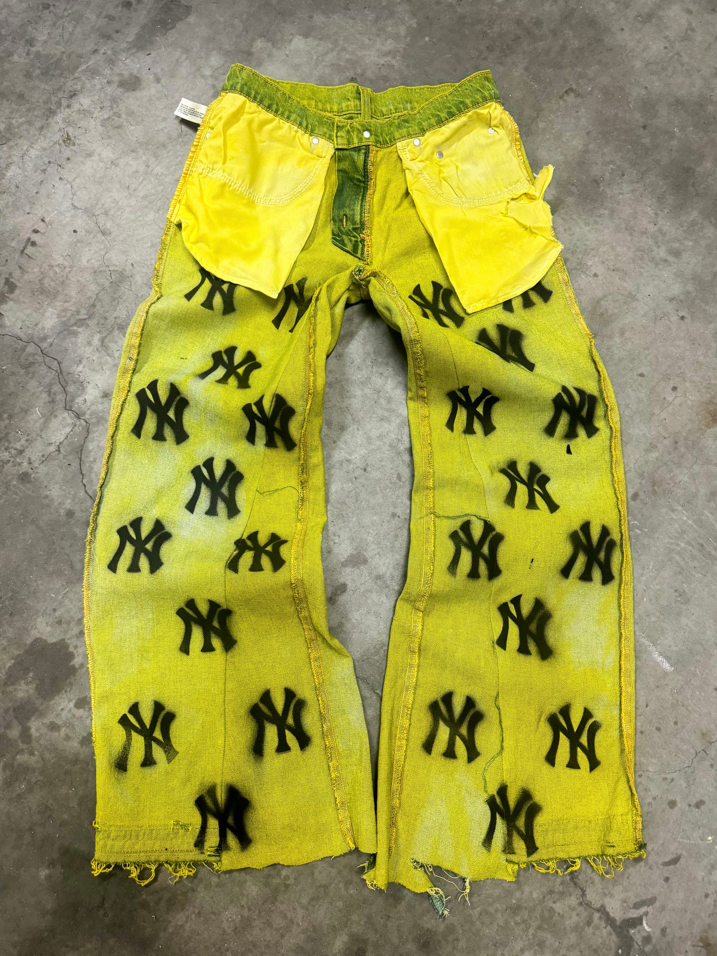 NY 1 of 1 Inside out pants